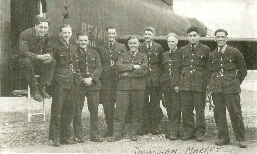 Stirling BF440and ground crew